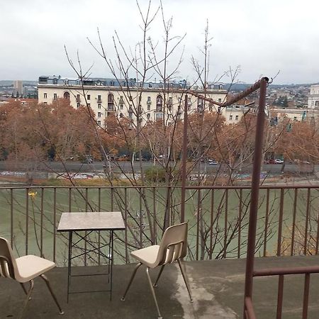 Riverhouse In Old Tbilisi Exterior photo